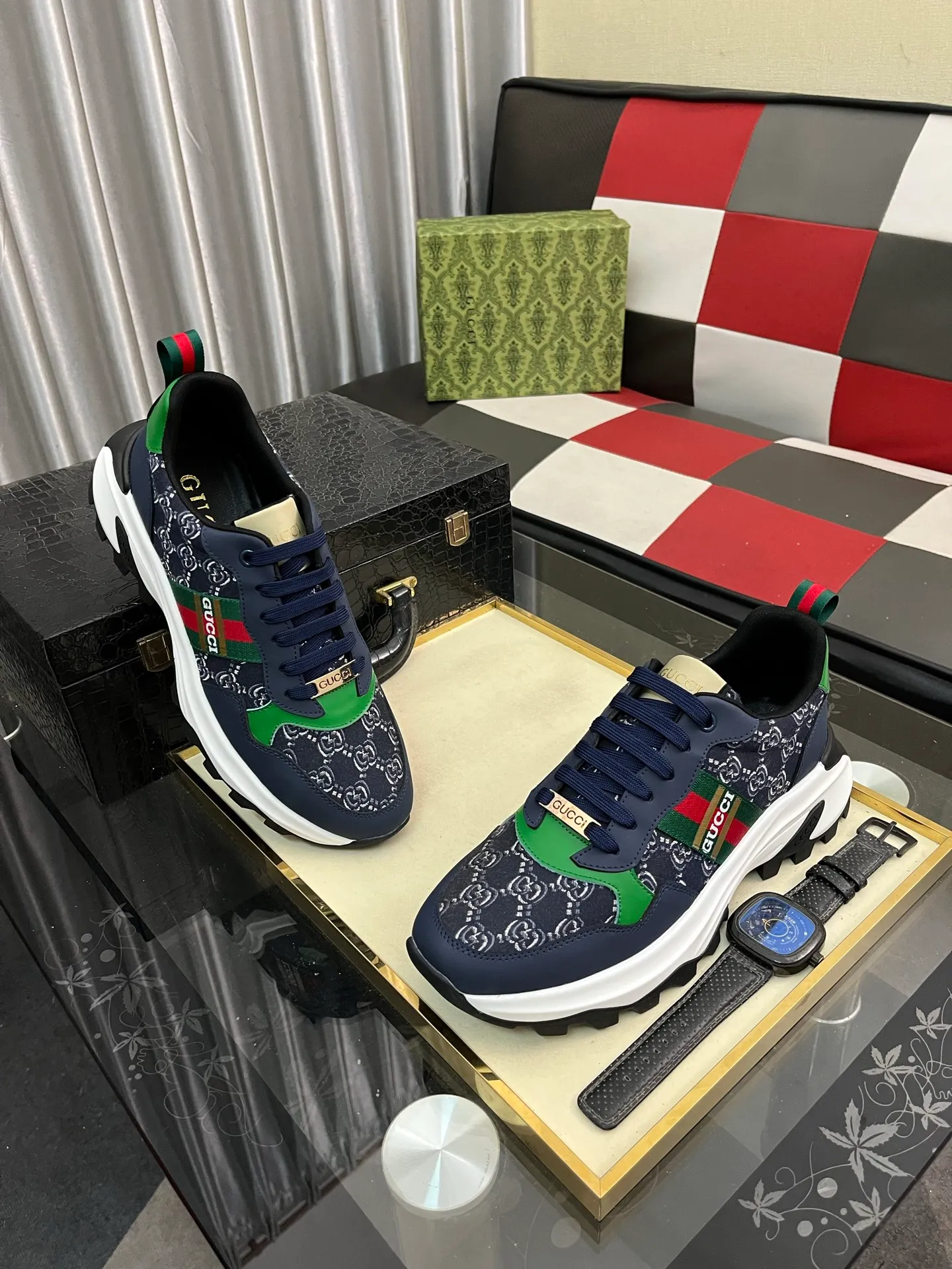 Men's shoes 💰458⌚️⌚️ Gucci •Gucci original quality. ~ Unique modern style sneakers. 🏃A must-have casual shoe for trendy men😍😍 Original brand imported from Italy, imported original leather, sheep lining (refuses to discolor and grind feet) Sole: Original sole provided by the original factory, French lazy style design ⚠️Fit to the feet, original quality attached, super comfortable original sole, code number: 38-444️⃣Colors available